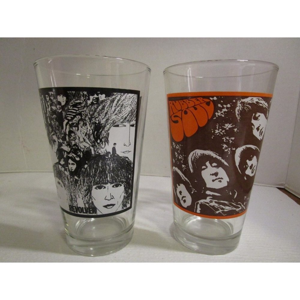 Beatles Collectors Series Pint Glass Album Covers Set of 2 Revolver &Rubber Soul